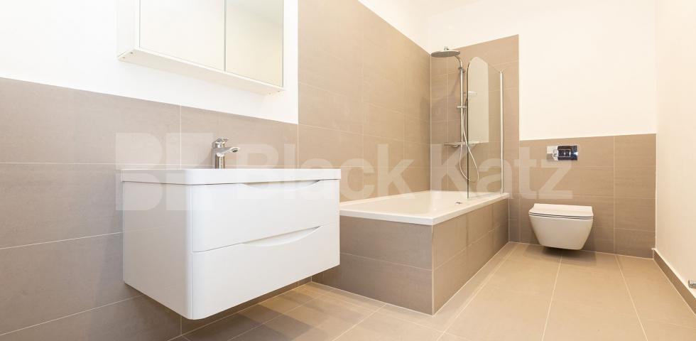 			1 Bedroom, 1 bath, 1 reception Apartment			 EAGLE HOUSE-EAGLE WHARF ROAD, OLD STREET-SHOREDITCH